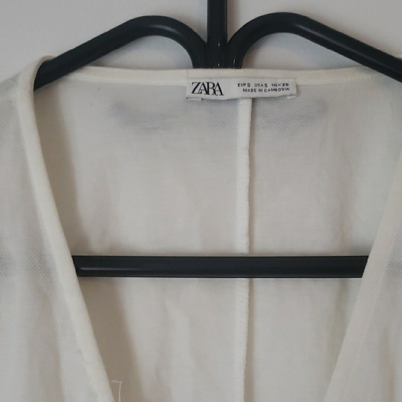 ZARA White Button-Up Blouse โ Size S - Picture 5 of 5